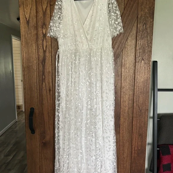 Baltic Born | Dresses | Baltic Born Marseille Embossed Maxi Dress | Poshmark